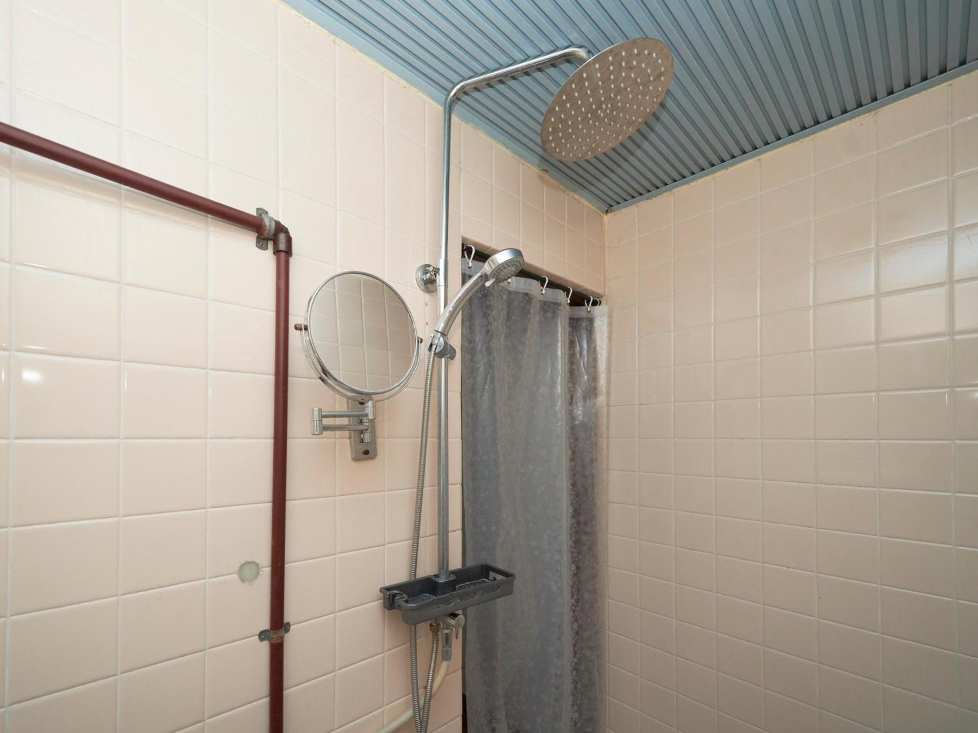 Guesthouse紫雲 Kanonji Extérieur photo